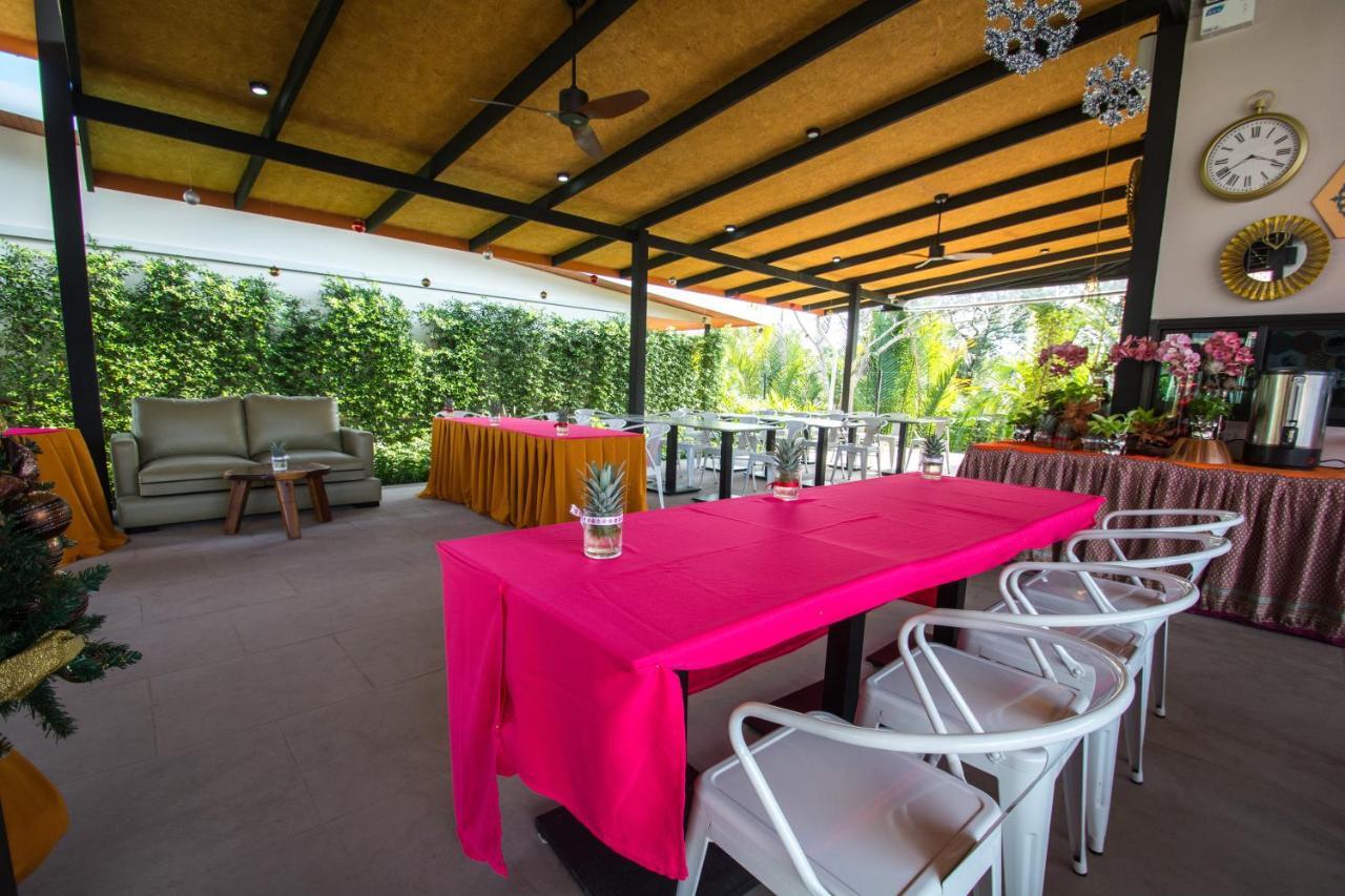 Good Night Pool Villa Phuket - Sha Plus ภายนอก รูปภาพ